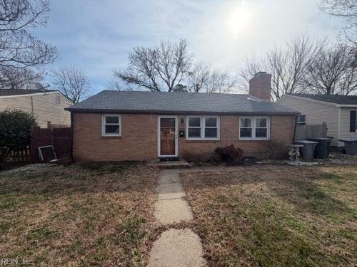 419 Rogers Ave, Hampton, VA, 23664-1525 | Card Image