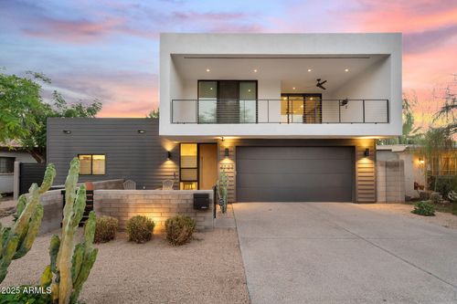 4727 E Montecito Ave, Phoenix, AZ, 85018-4333 | Card Image