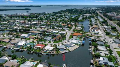 9019 Nassau Rd, House other with 3 bedrooms, 2 bathrooms and null parking in Bradenton FL | Image 3