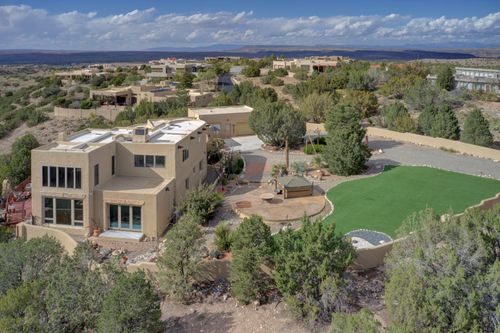 43 Tierra Madre Rd, Placitas, NM, 87043-9400 | Card Image