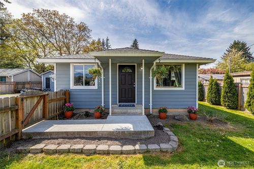113 Gardner Rd, Burlington, WA, 98233-2146 | Card Image