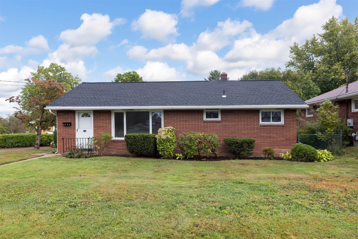 Wolverine Ave, Erie, PA 16511