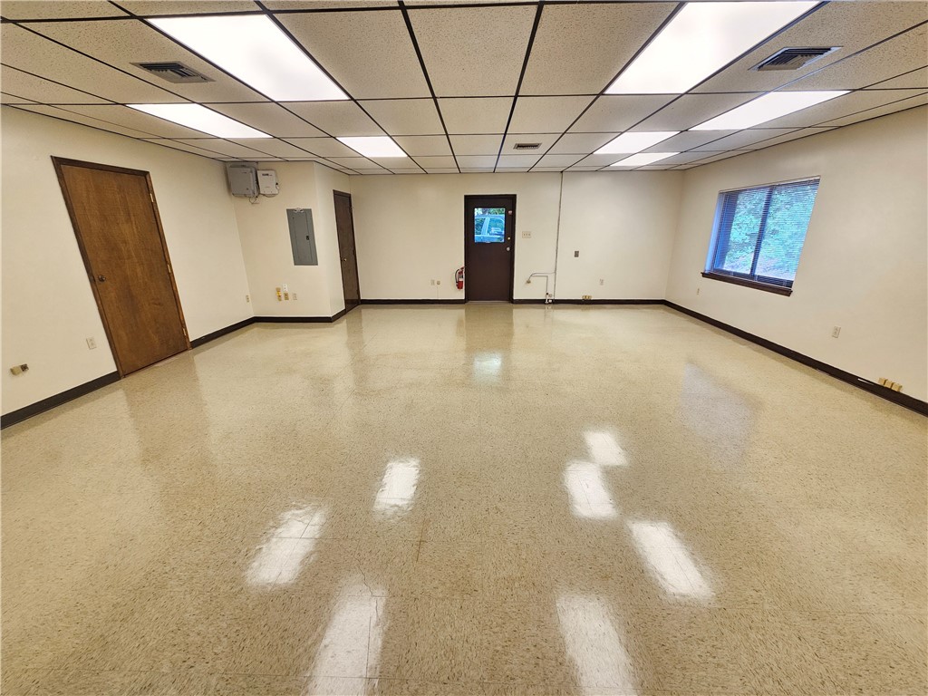 Commercial Lease in Robinson Twp 3