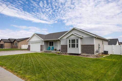 579 E 1400 S, Garland, UT, 84312-9436 | Card Image