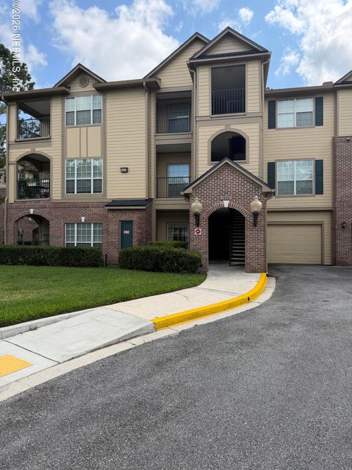 1431-7800 Point Meadows Dr, JACKSONVILLE, FL, 32256-4606 | Card Image