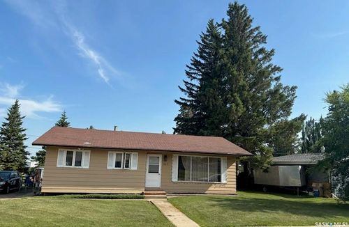 312 2nd Avenue E, Blaine Lake, SK, S0J0J0 | Card Image