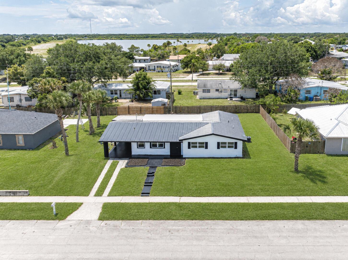 Residential in Sebastian