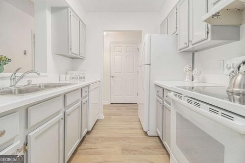 a203-300 Johnson Ferry Rd Ne, Sandy Springs, GA, 30328-4185 | Card Image