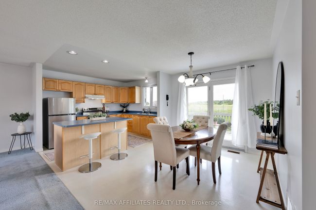 5210 Meadowland Dr, House other with 3 bedrooms, 3 bathrooms and 6 parking in Cardinal ON | Image 15