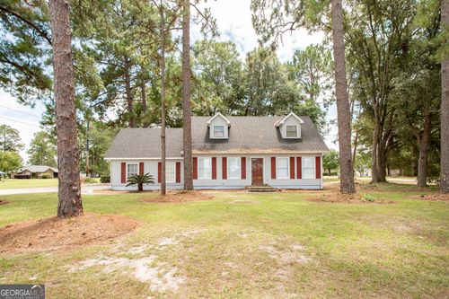 4484 Central Ave, Waycross, GA, 31503-9487 | Card Image
