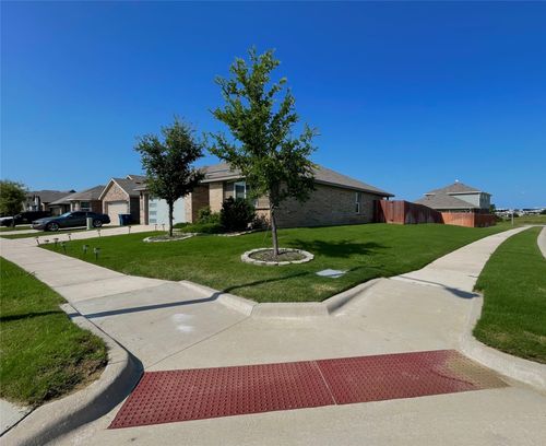 1521 Hulen Park Trl, Alvarado, TX, 76009-2670 | Card Image