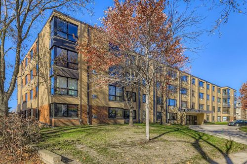 apt-114-2500 Blaisdell Ave, Minneapolis, MN, 55404-4225 | Card Image