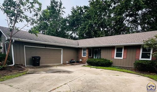2921 Sw Lincolnshire Rd, Topeka, KS, 66610-9999 | Card Image