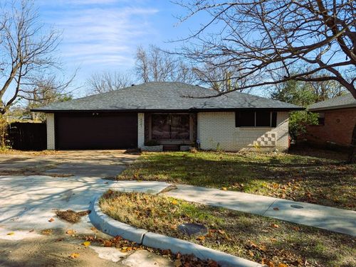 8747 Mosswood Dr, Dallas, TX, 75227-8212 | Card Image