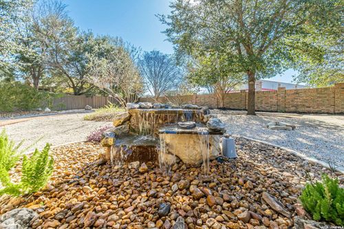 1739 Oakmont Cir, New Braunfels, TX, 78132-3846 | Card Image
