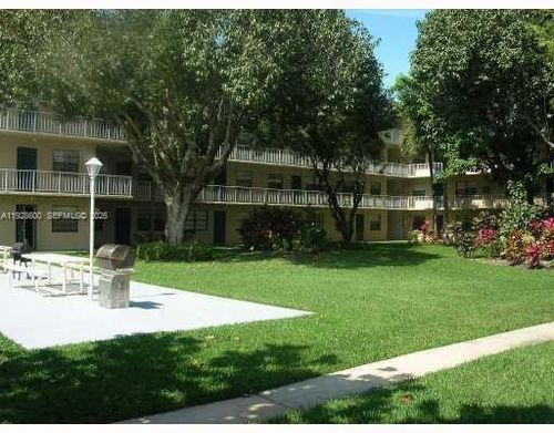 317-500 Ne 2nd St, Dania Beach, FL, 33004-3371 | Card Image