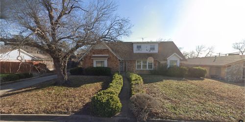 2236 Ridgeview St, Fort Worth, TX, 76119-3117 | Card Image