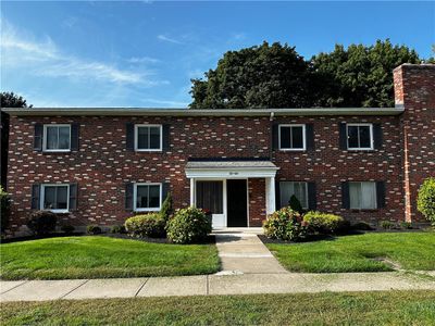 60 Lost Mountain Trail, Condo with 2 bedrooms, 1 bathrooms and null parking in Penfield NY | Image 1