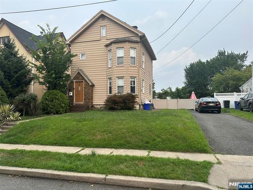 52 Lincoln Ave, Little Falls, NJ, 07424-1535 | Card Image