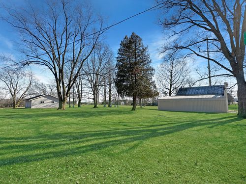 404 N Bridge St, Eleroy, IL, 61027 | Card Image