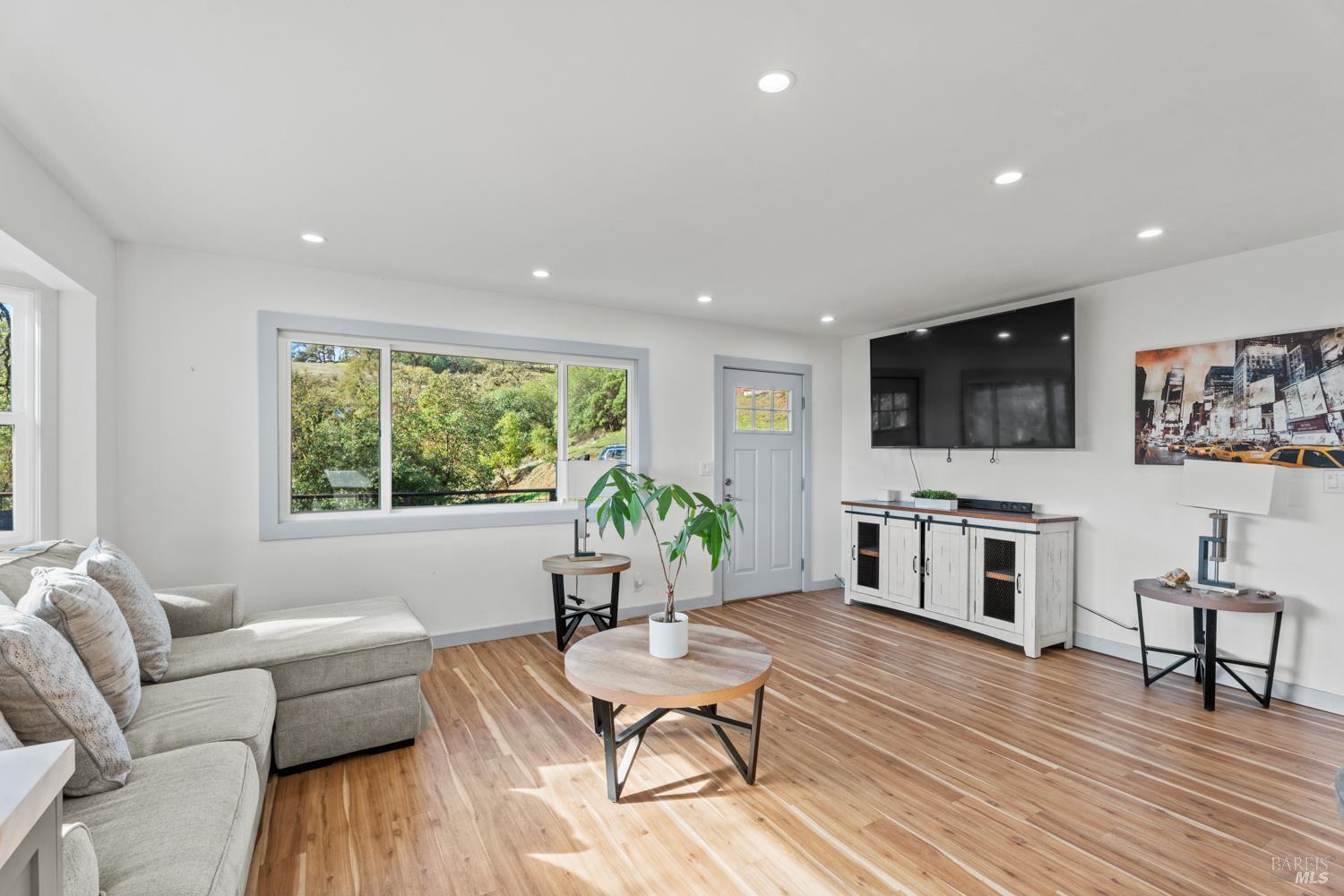 Residential in Redwood Valley 5