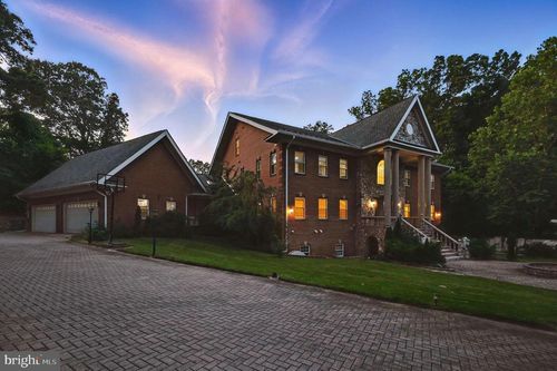 1712 Briar Ridge Rd, MCLEAN, VA, 22101-4204 | Card Image