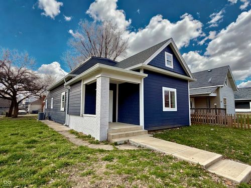 208 N Tacoma Ave, Indianapolis, IN, 46201-3240 | Card Image