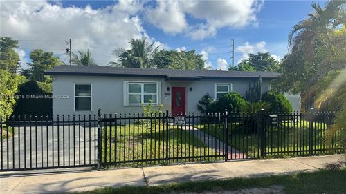 11535 Sw 136th Ter, Miami, FL, 33176-6202 | Card Image