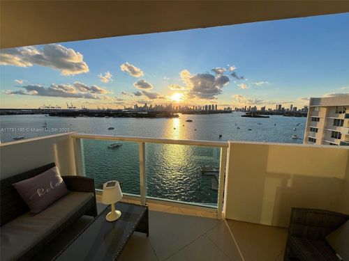 05-1200 West Ave, Miami Beach, FL, 33139-4377 | Card Image