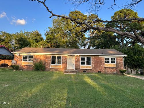 0-2613 Dinsmore Dr, Fayetteville, NC, 28306-2704 | Card Image