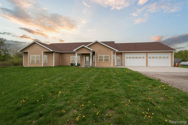 8840 S Garlock Road, House other with 4 bedrooms, 2 bathrooms and null parking in Bloomer Twp MI | Image 1