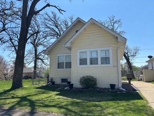 202 Interocean Ave, South Chicago Heights, IL, 60411-4792 | Card Image