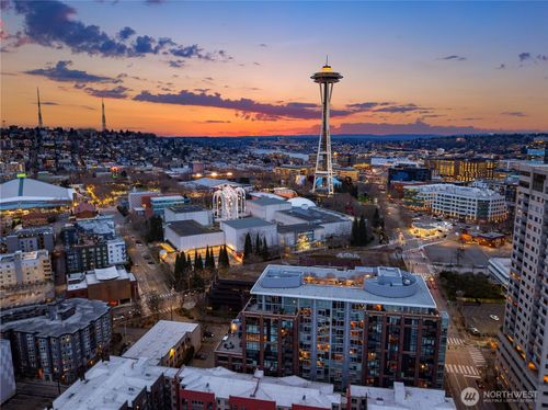 806-2911 2nd Ave, Seattle, WA, 98121-3053 | Card Image