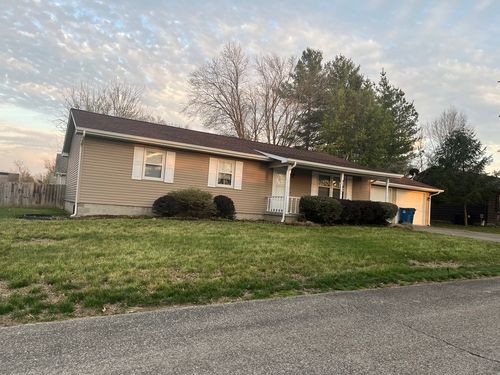 4 Acorn Dr, Harrisburg, IL, 62946-3790 | Card Image