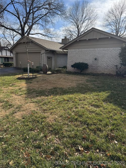 1549 Pecan Pl, Bartlesville, OK, 74003-6023 | Card Image