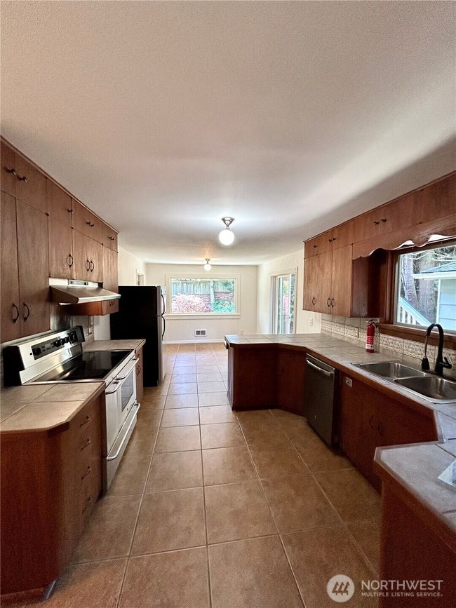 1145 Blaine St, House other with 3 bedrooms, 2 bathrooms and null parking in Port Townsend WA | Image 17