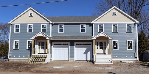 4 Chester St, Natick, MA, 01760 | Card Image