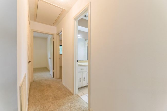 Full bath upstairs | Image 28
