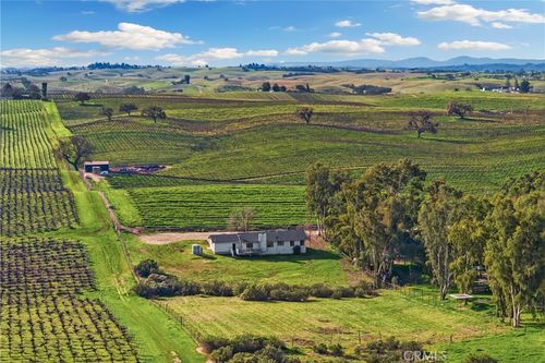 6980 Cabernet Pl, Paso Robles, CA, 93446-8321 | Card Image