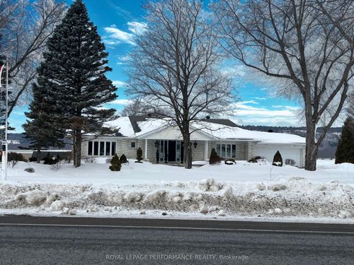 368 Front Rd W, L'orignal, ON, K0B1K0 | Card Image