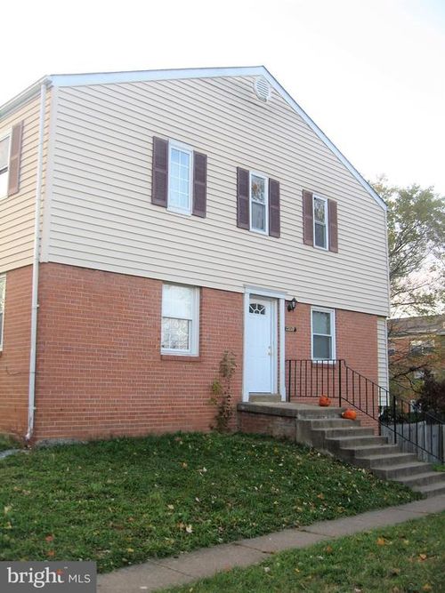 7839 Point Ct, MANASSAS, VA, 20109-3506 | Card Image