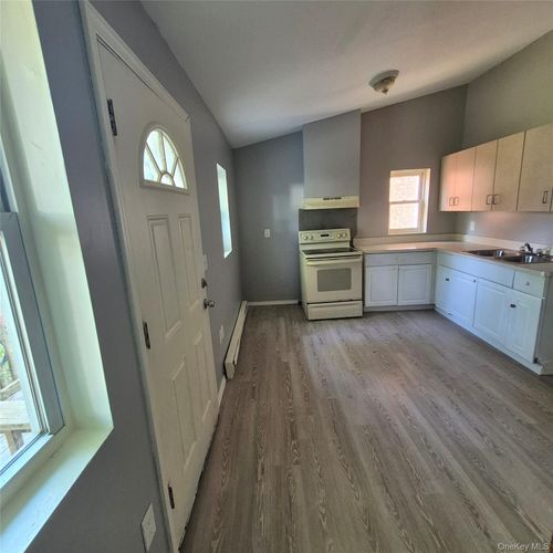 1-63 Henry St, Kingston, NY, 12401-5071 | Card Image