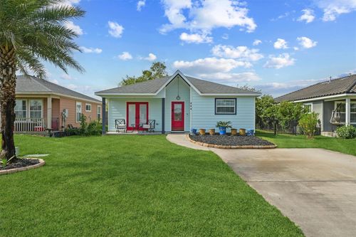 254 Debbie Ln, San Leon, TX, 77539-1936 | Card Image