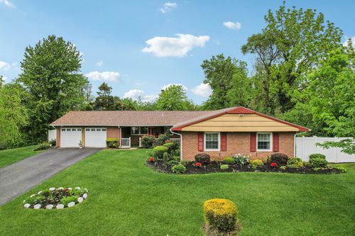 146 Tyler Dr, Willingboro, NJ, 08046-3643 | Card Image