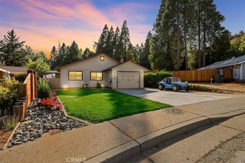 414 Lamarque Ct, Grass Valley, CA, 95945-7060 | Card Image