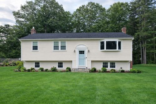 5 Starling Ave, Kingston, MA, 02364-1323 | Card Image