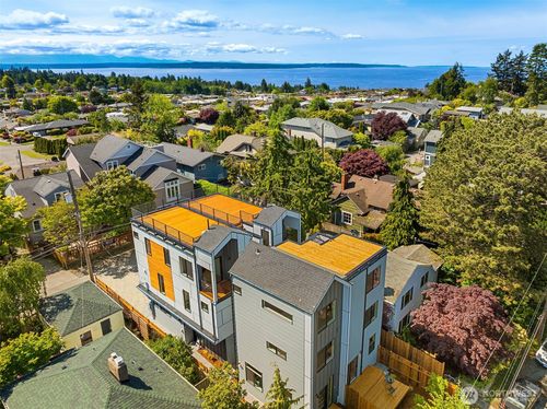 b-8513 19th Ave Nw, Seattle, WA, 98117-3519 | Card Image