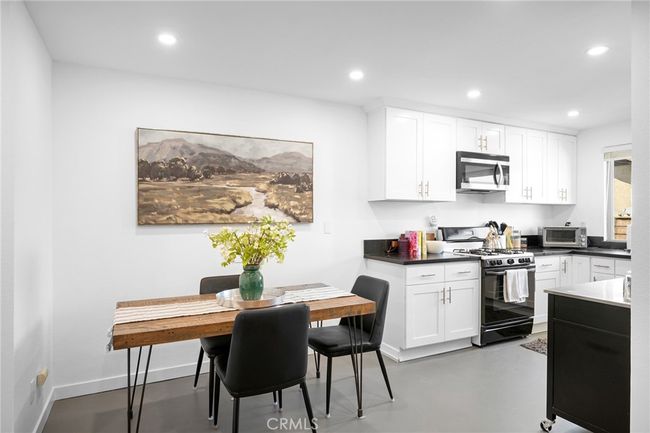 5 - 3827 W Avenue 41, Condo with 3 bedrooms, 3 bathrooms and 2 parking in LOS ANGELES CA | Image 11
