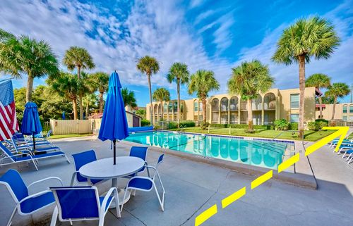 712-835 18th St, Vero Beach, FL, 32960-5400 | Card Image