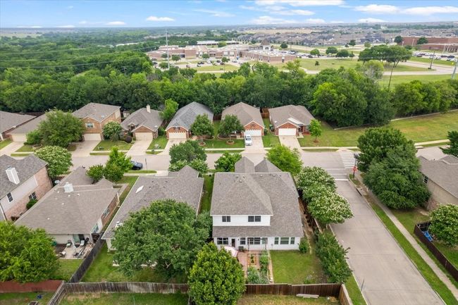 Aerial perspective of suburban area | Image 40